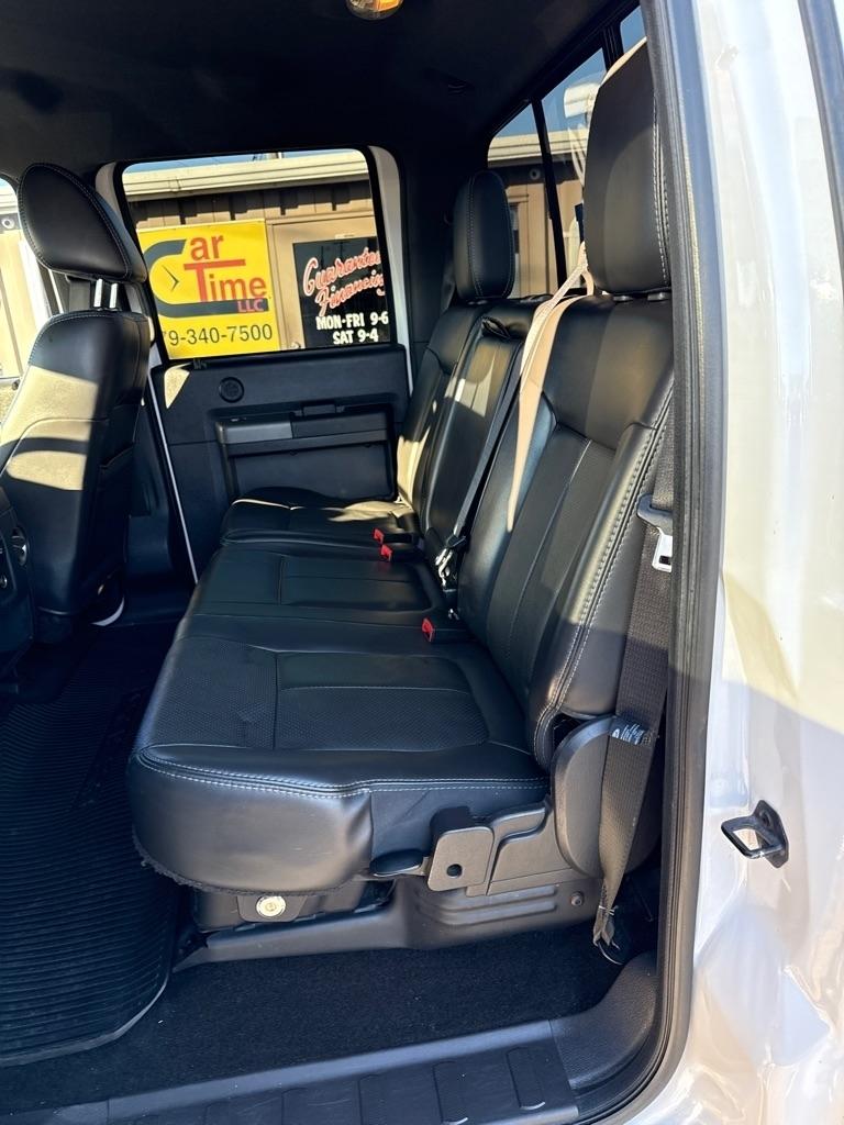 Ford Super Duty F-250 SRW XL Crew Cab 4WD 2011