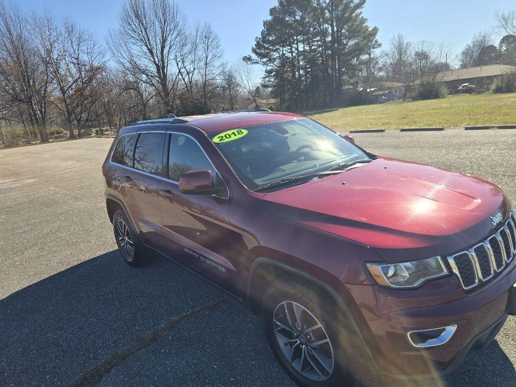 Jeep Grand Cherokee Laredo 2WD 2018