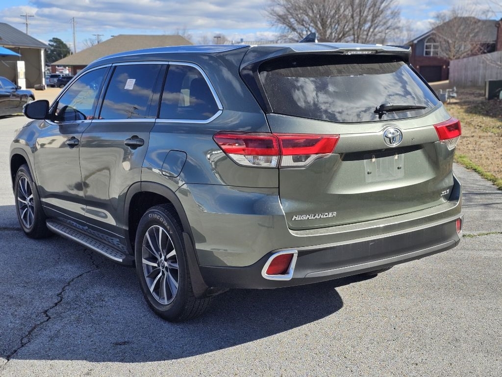 Toyota Highlander SE FWD V6 2018