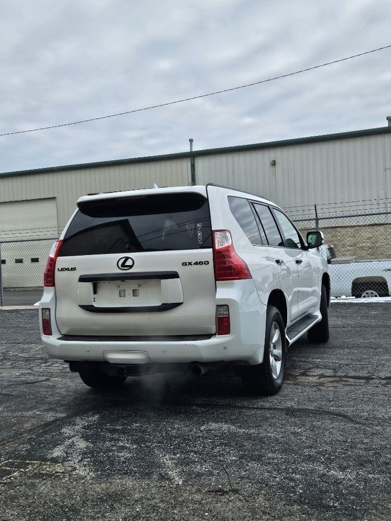 Lexus GX 460 Sport Utility 2010