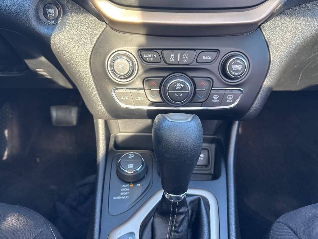 Jeep Cherokee Latitude 4WD 2017