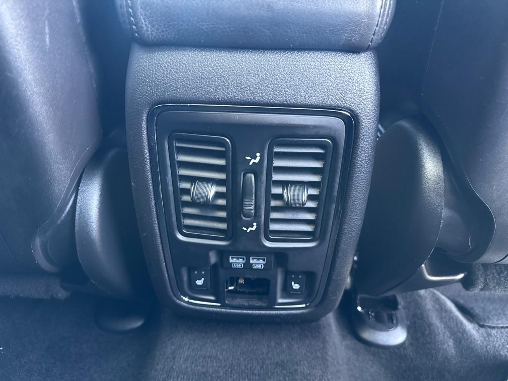 Jeep Grand Cherokee Summit 2WD 2014