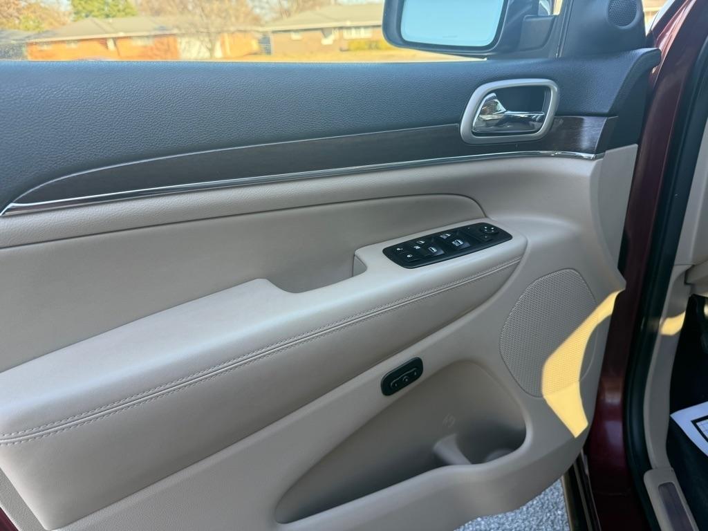 Jeep Grand Cherokee Limited 2WD 2017