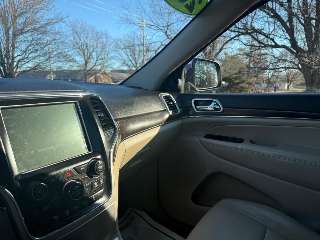 Jeep Grand Cherokee Limited 2WD 2017