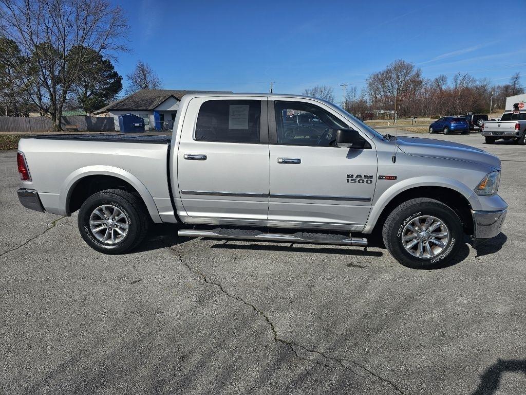 RAM 1500 Laramie Crew Cab SWB 4WD 2014