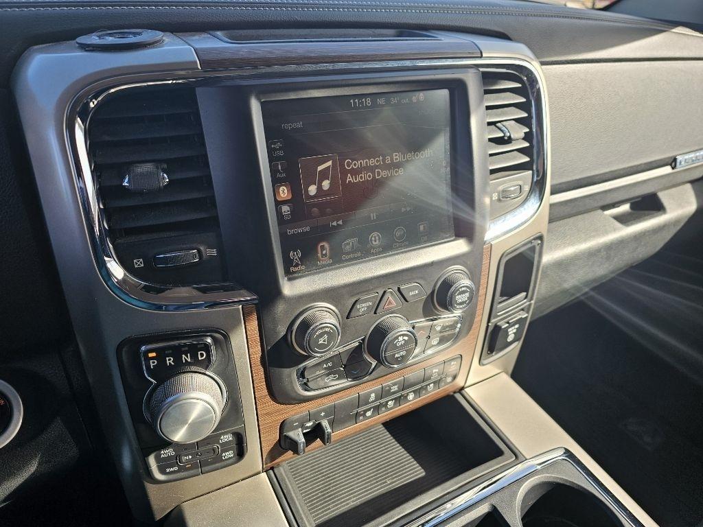 RAM 1500 Laramie Crew Cab SWB 4WD 2014