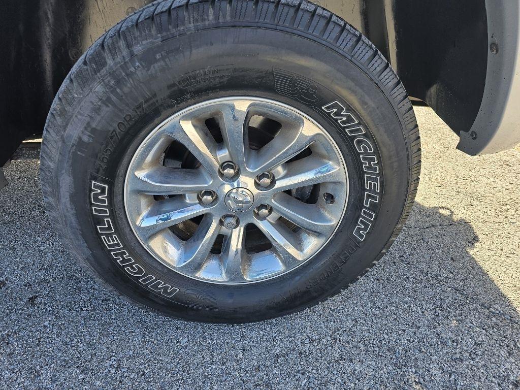 RAM 1500 Laramie Crew Cab SWB 4WD 2014