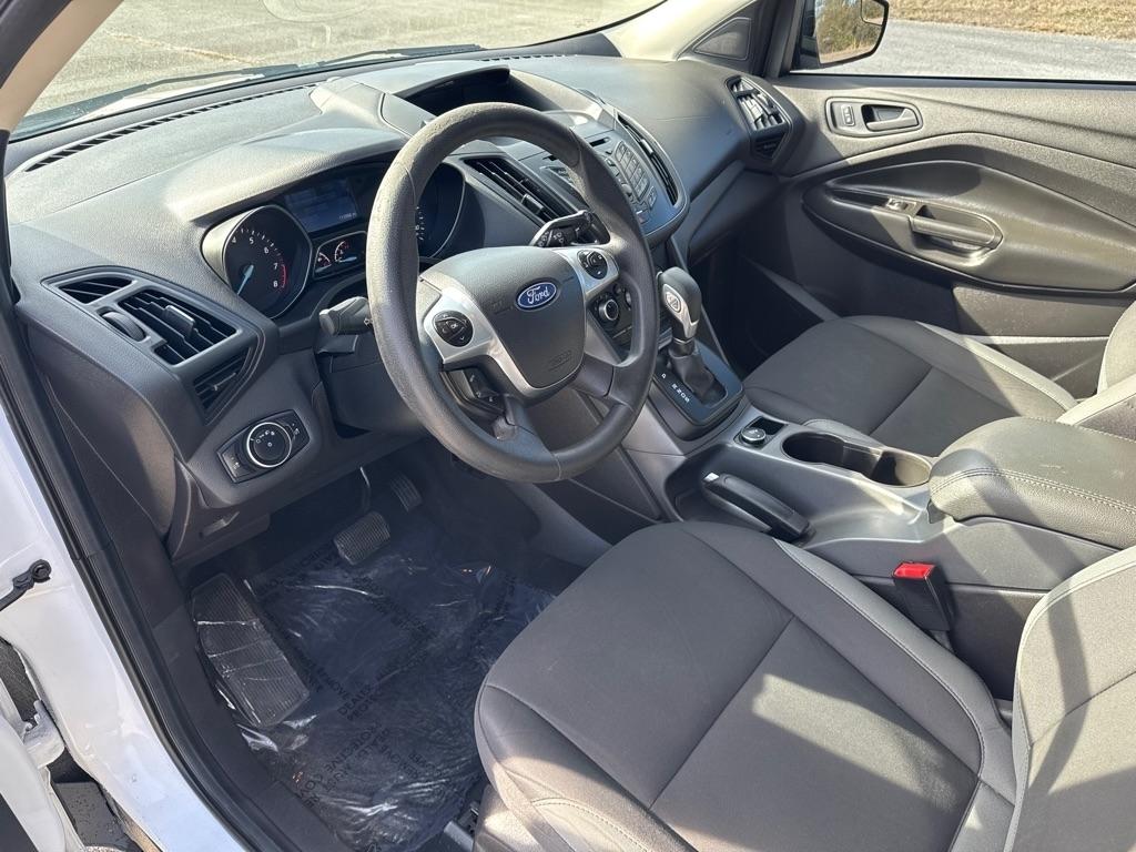 Ford Escape S FWD 2015