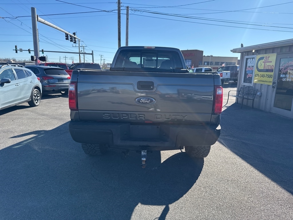 Ford Super Duty F-250 SRW XL Crew Cab 4WD 2008