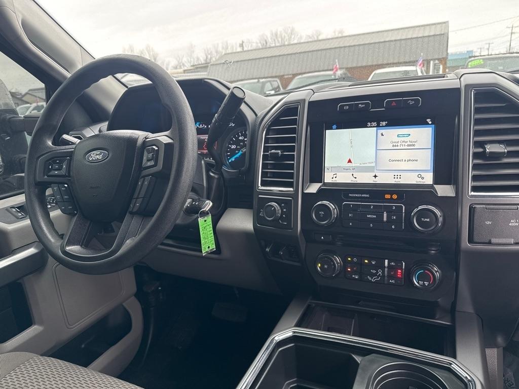 Ford Super Duty F-250 SRW Lariat Crew Cab 4WD 2017