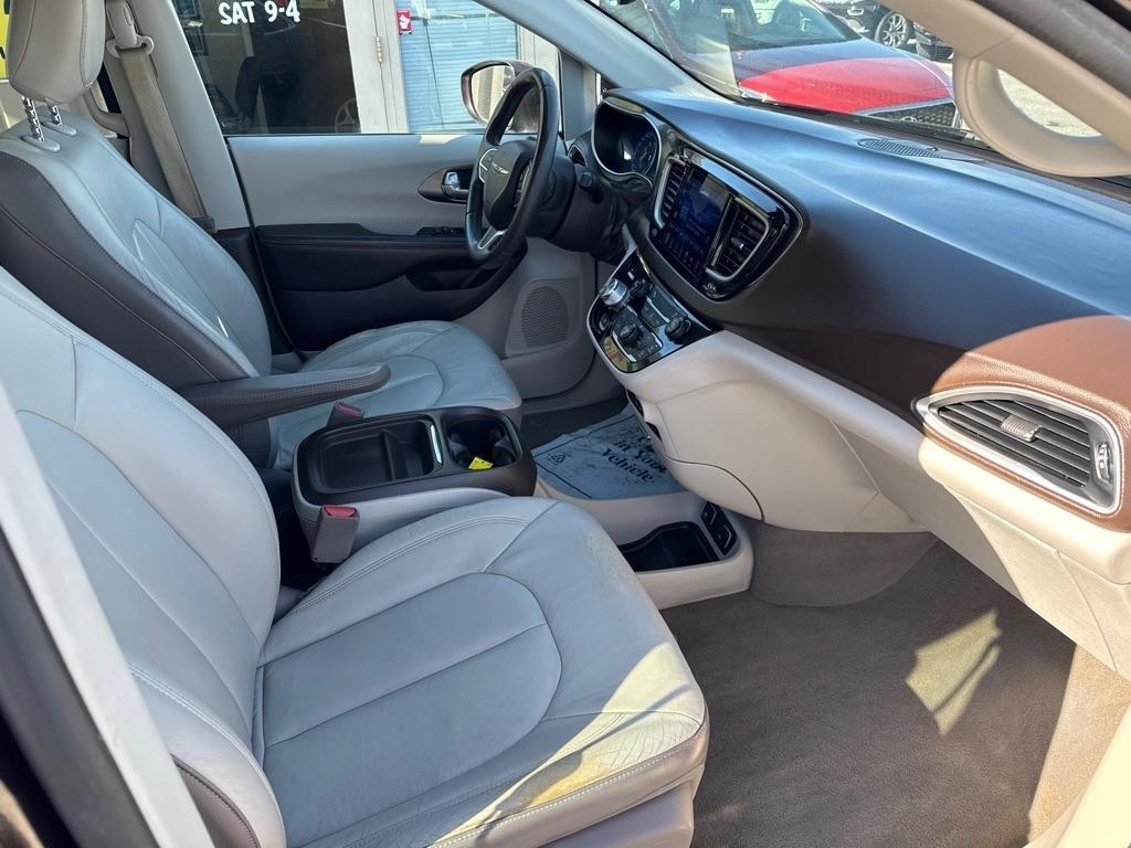 Chrysler Pacifica Touring-L 2017