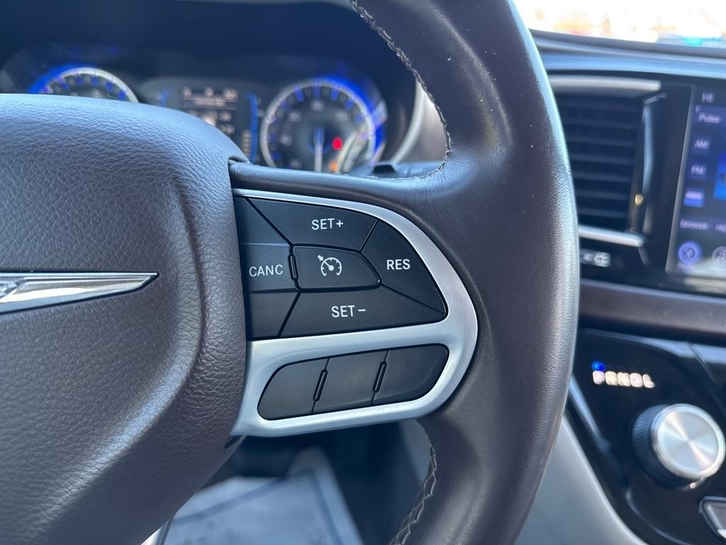 Chrysler Pacifica Touring-L 2017