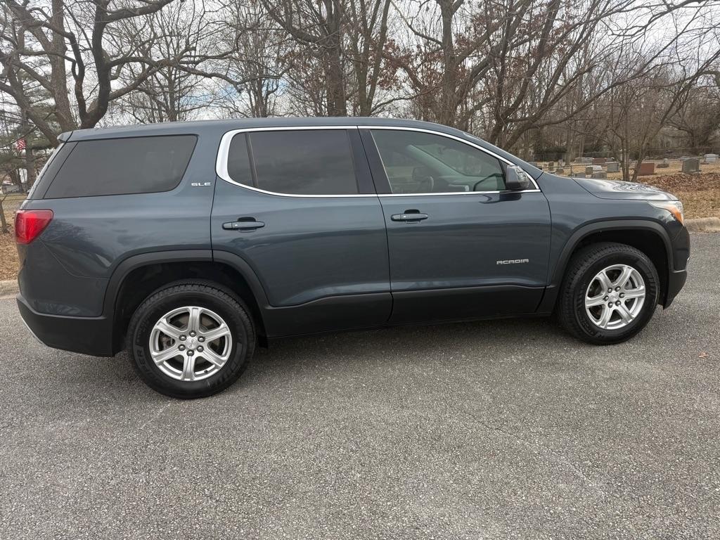 GMC Acadia SLE-1 FWD 2019