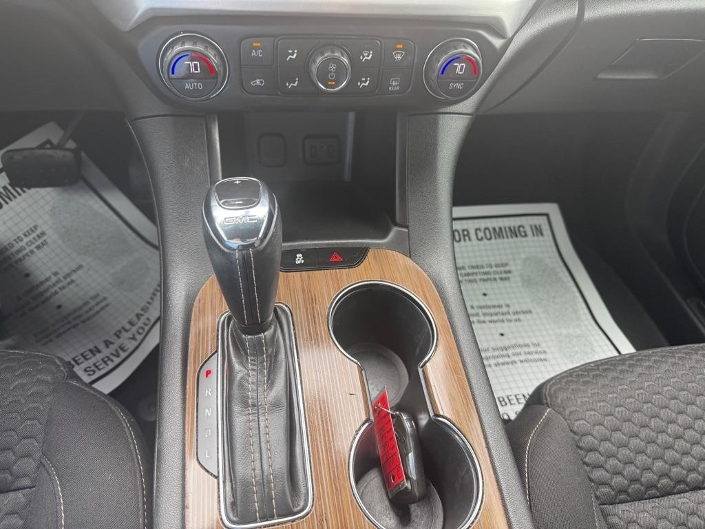 GMC Acadia SLE-1 FWD 2019