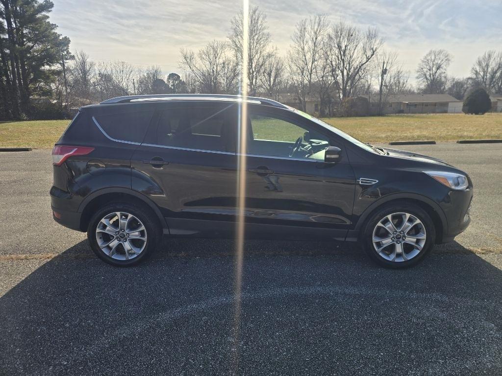 Ford Escape Titanium 4WD 2016