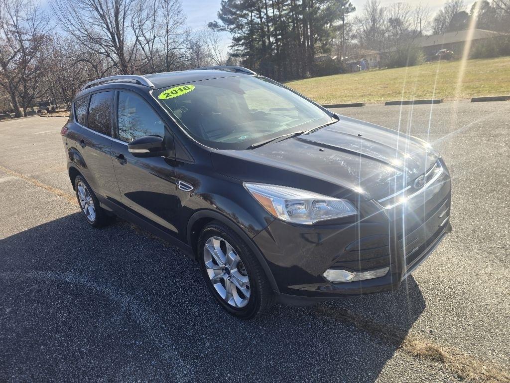 Ford Escape Titanium 4WD 2016