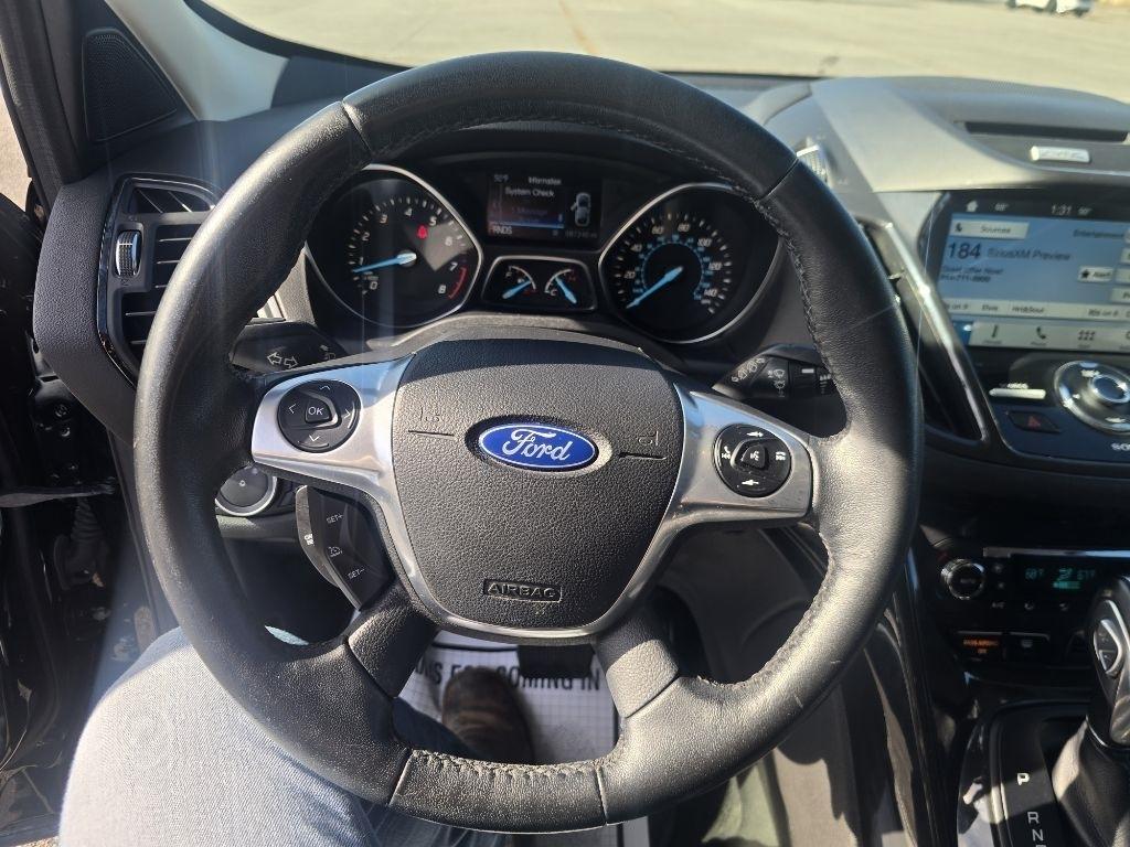 Ford Escape Titanium 4WD 2016