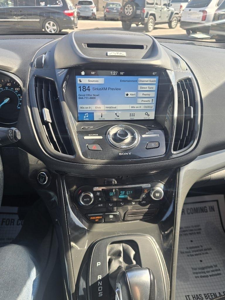 Ford Escape Titanium 4WD 2016