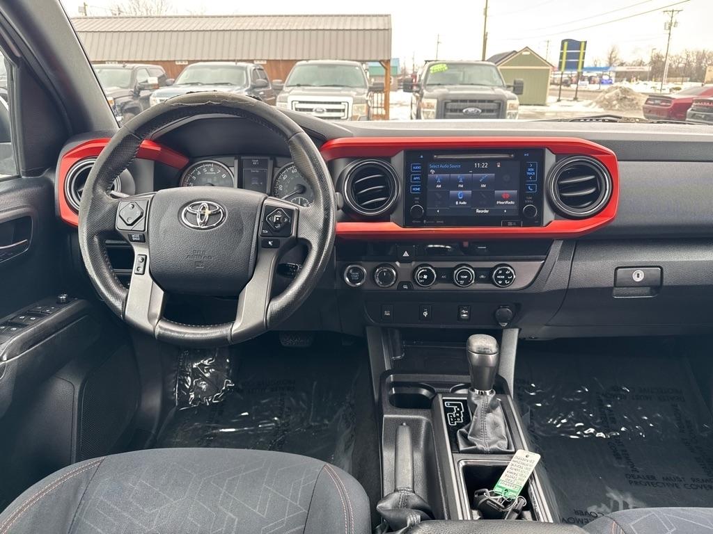 Toyota Tacoma SR5 Double Cab Long Bed V6 6AT 4WD 2016