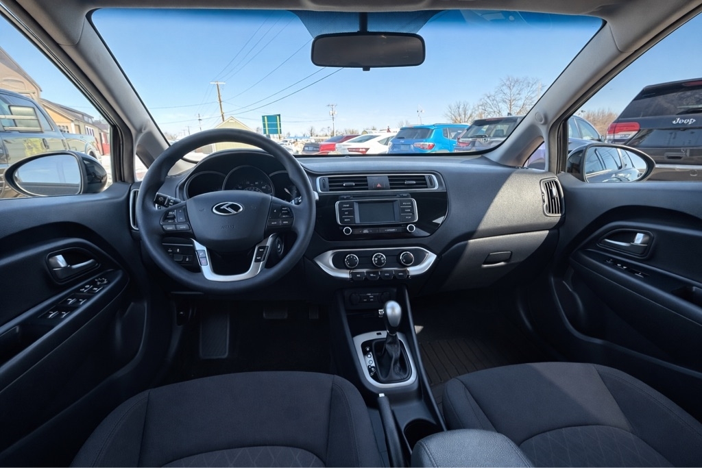 Kia Rio5 EX 2016