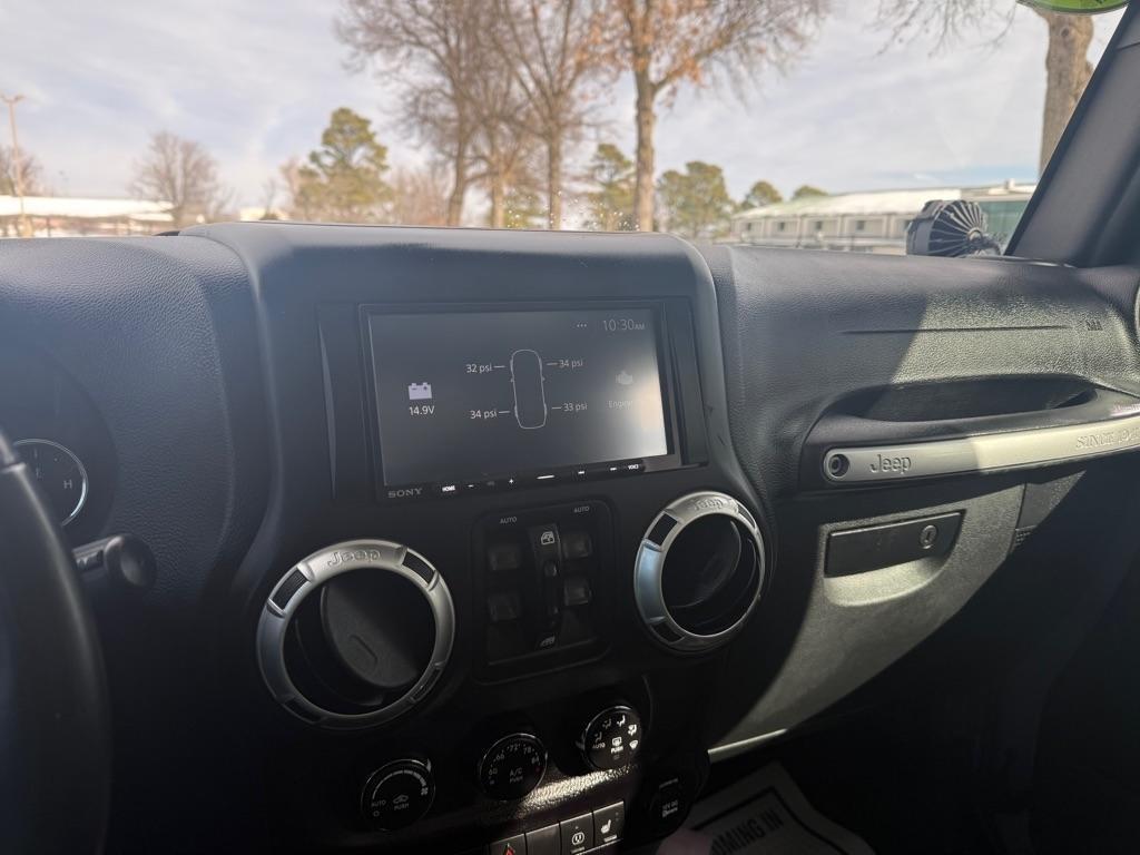 Jeep Wrangler Unlimited Unlimited Rubicon 4WD 2015