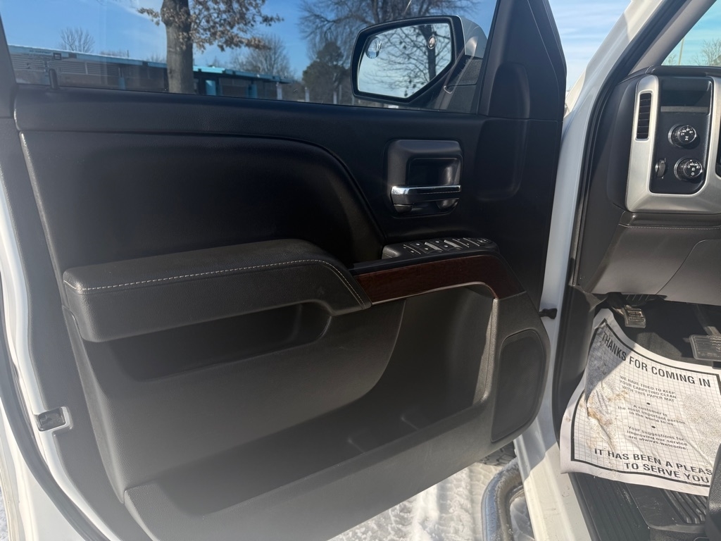 GMC Sierra 1500 SLE Crew Cab Long Box 4WD 2016