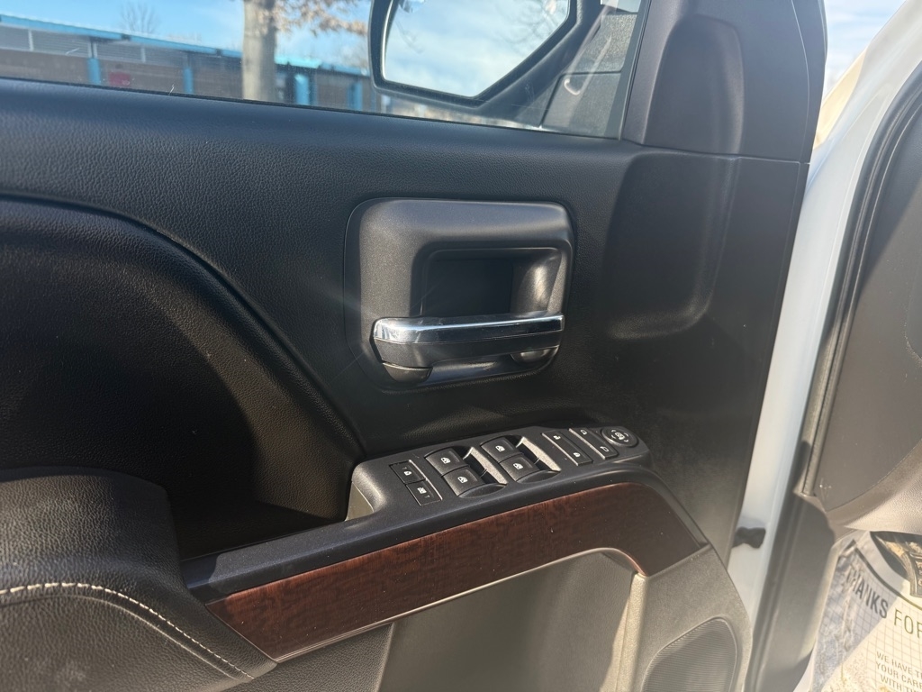 GMC Sierra 1500 SLE Crew Cab Long Box 4WD 2016