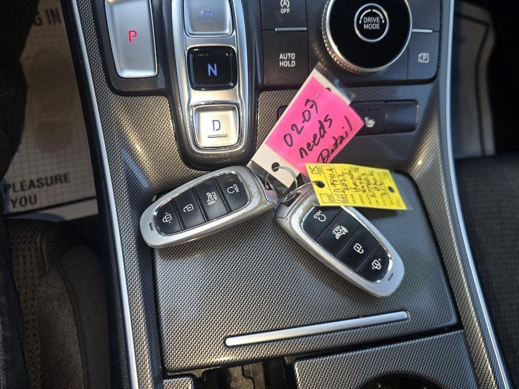 Hyundai Santa Fe SEL 2022