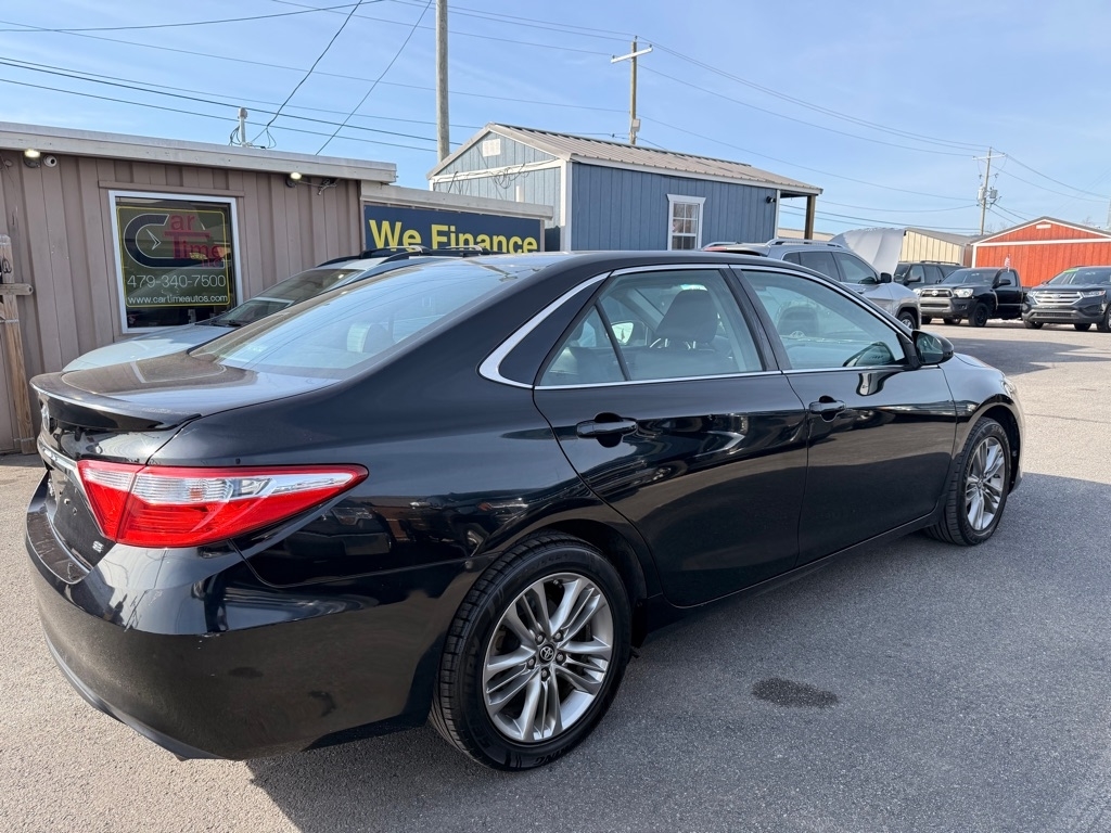 Toyota Camry XLE 2016