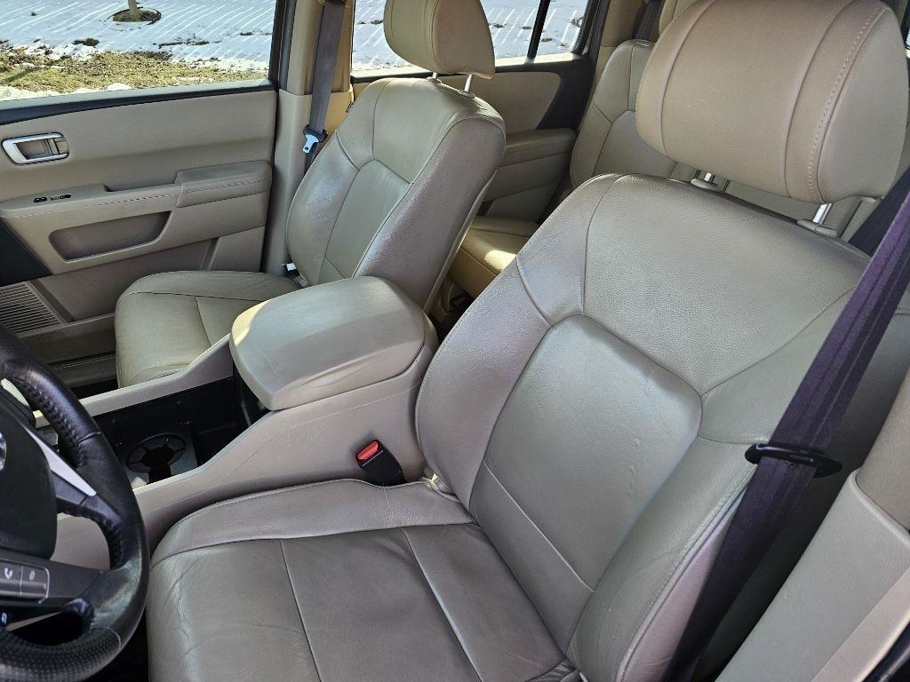 Honda Pilot EX-L 4WD 5-Spd AT 2012