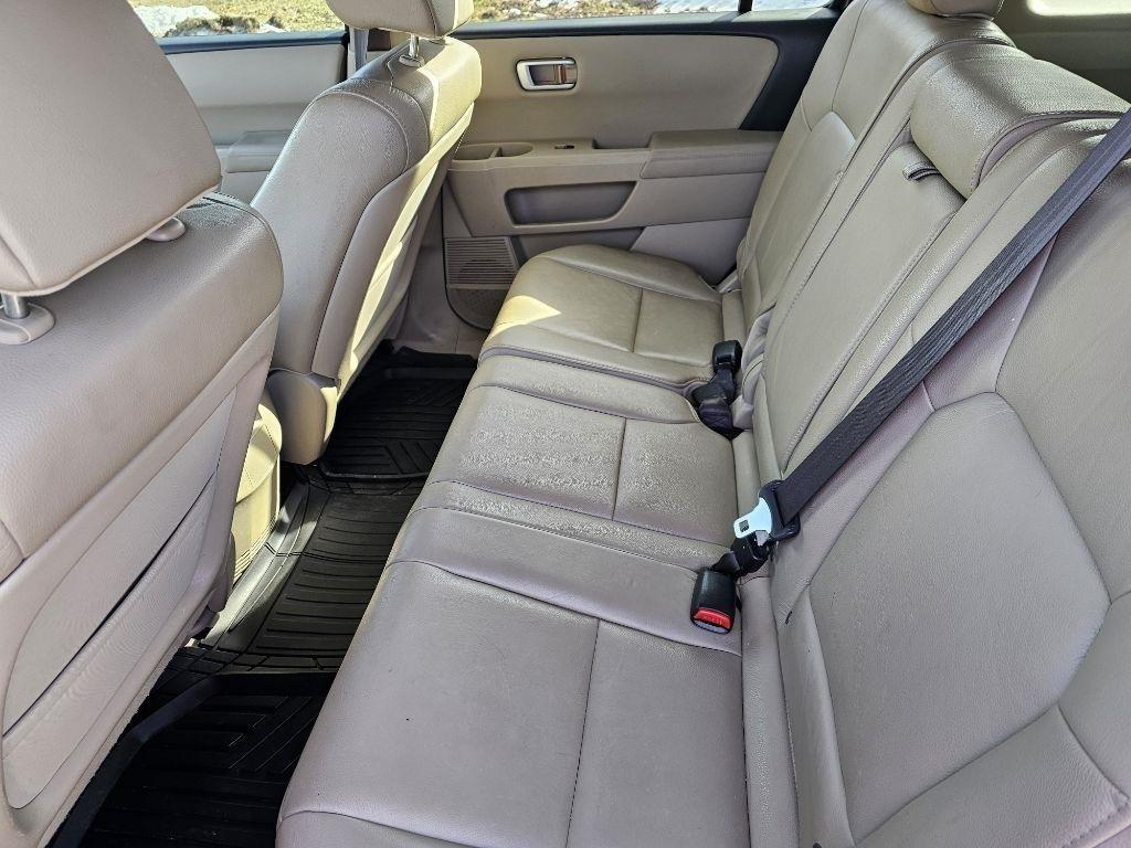 Honda Pilot EX-L 4WD 5-Spd AT 2012