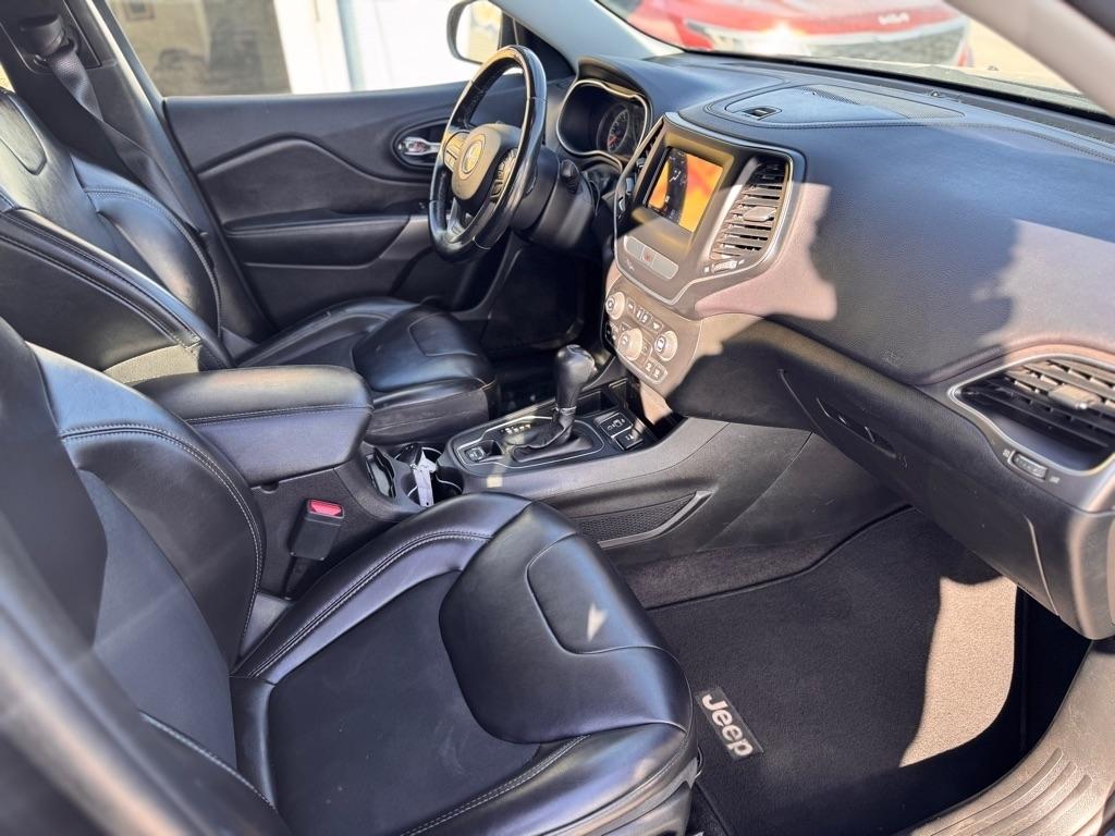 Jeep Cherokee Latitude Plus FWD 2019