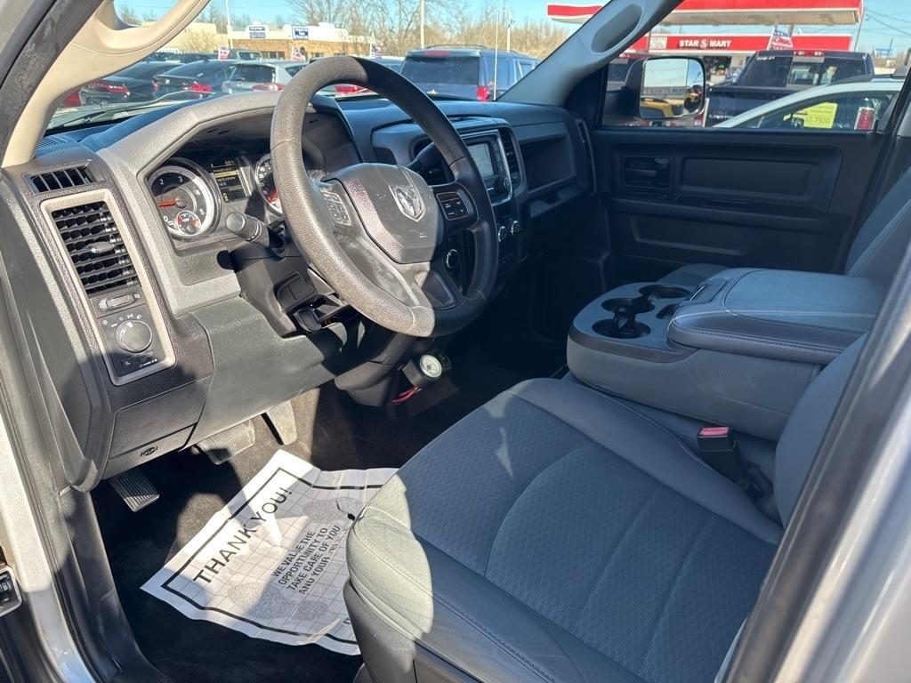 RAM 2500 Tradesman Crew Cab SWB 4WD 2015