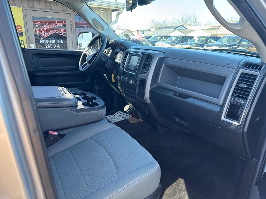 RAM 2500 Tradesman Crew Cab SWB 4WD 2015