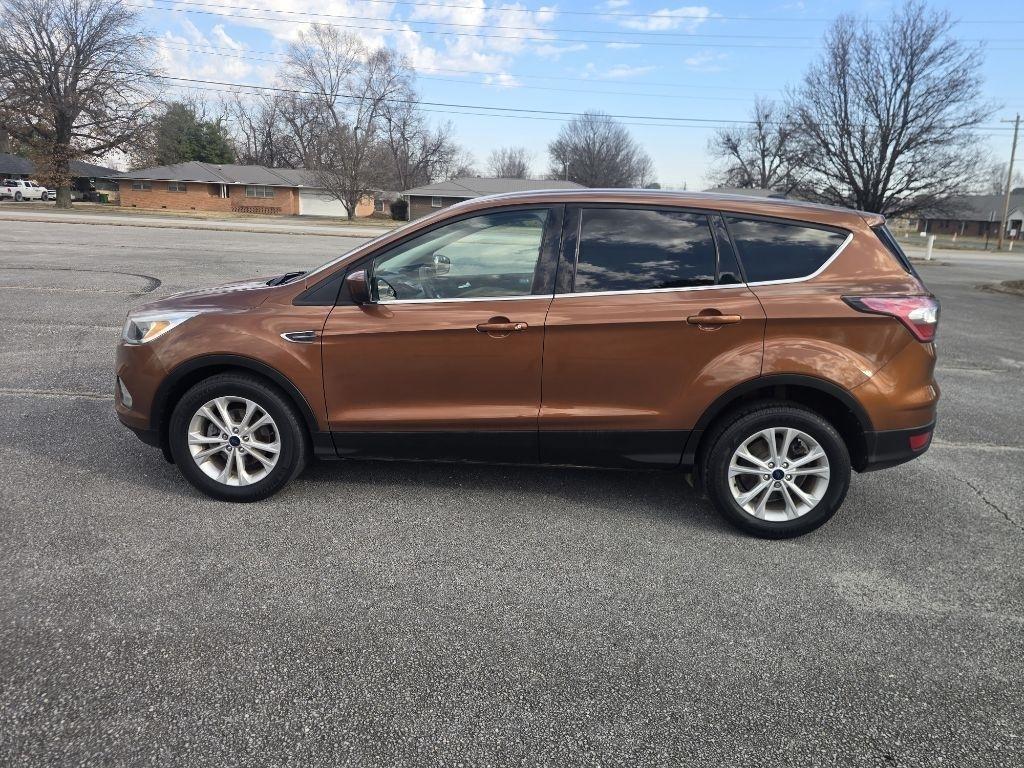 Ford Escape SE FWD 2017