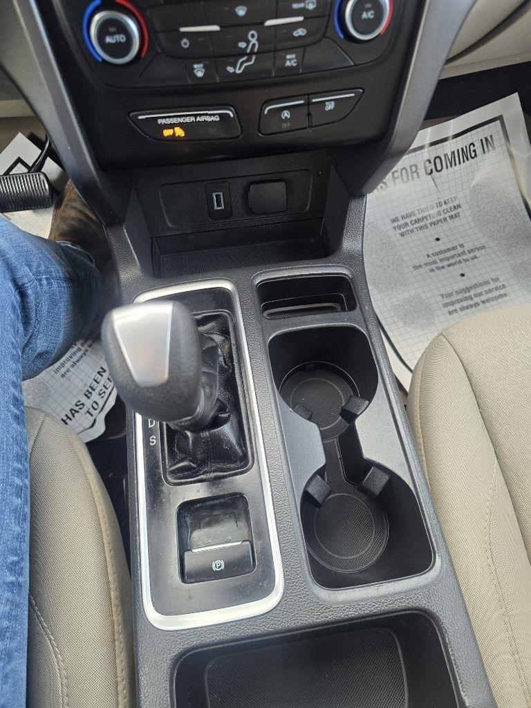 Ford Escape SE FWD 2017