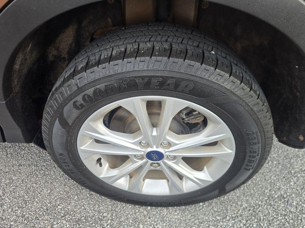 Ford Escape SE FWD 2017