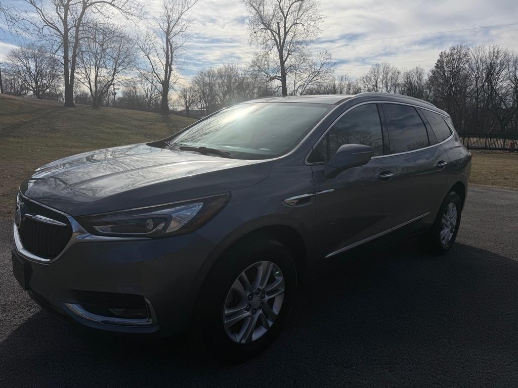 Buick Enclave Essence AWD 2018