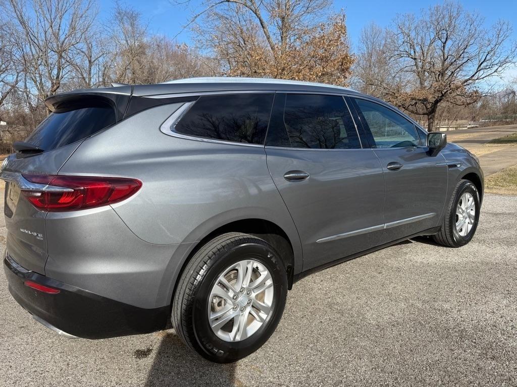 Buick Enclave Essence AWD 2018