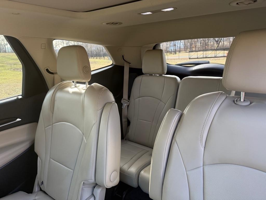 Buick Enclave Essence AWD 2018