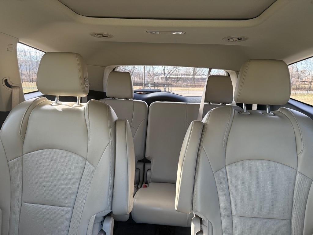 Buick Enclave Essence AWD 2018