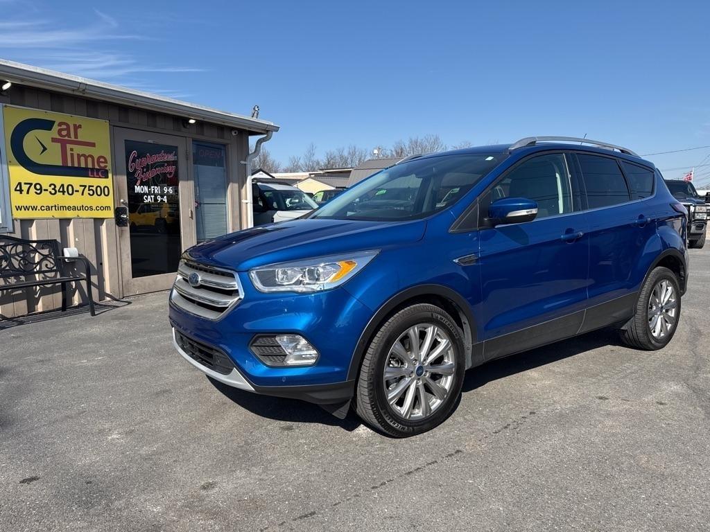 Ford Escape Titanium 4WD 2018