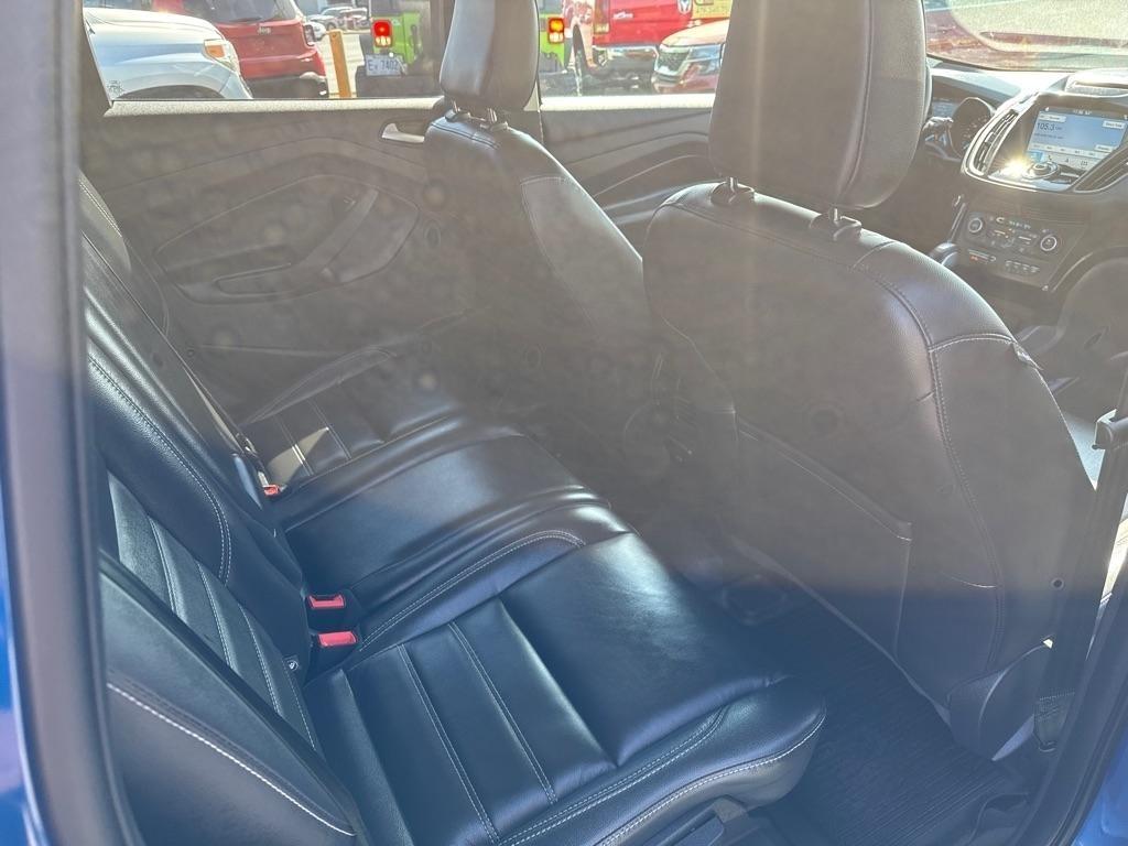 Ford Escape Titanium 4WD 2018