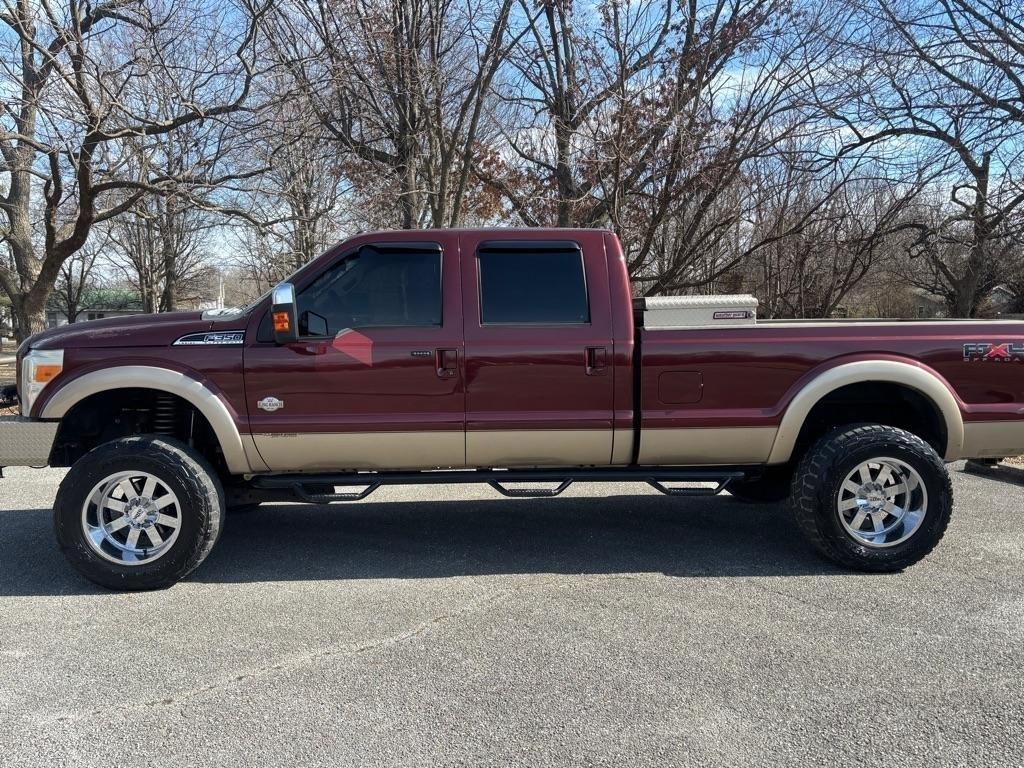 Ford F-350 SD XL Crew Cab 4WD 2011