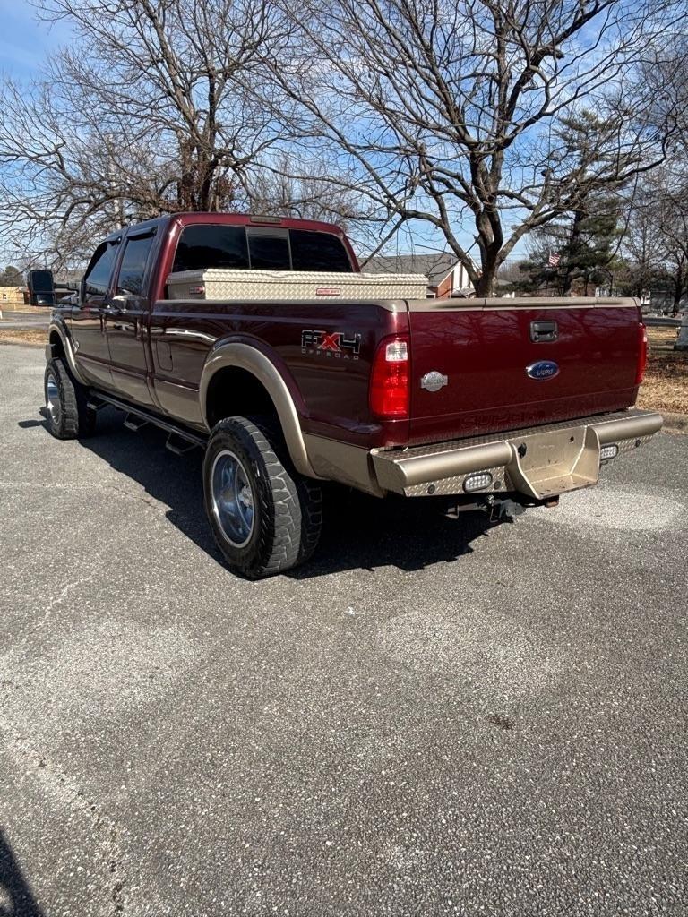 Ford F-350 SD XL Crew Cab 4WD 2011