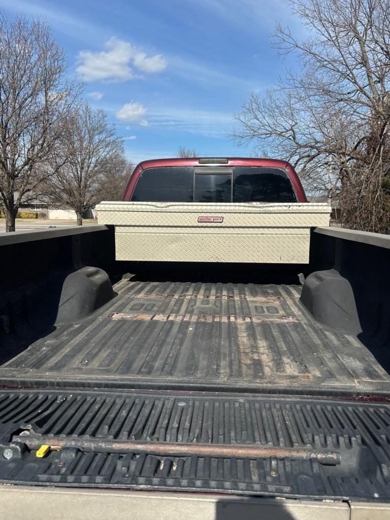 Ford F-350 SD XL Crew Cab 4WD 2011