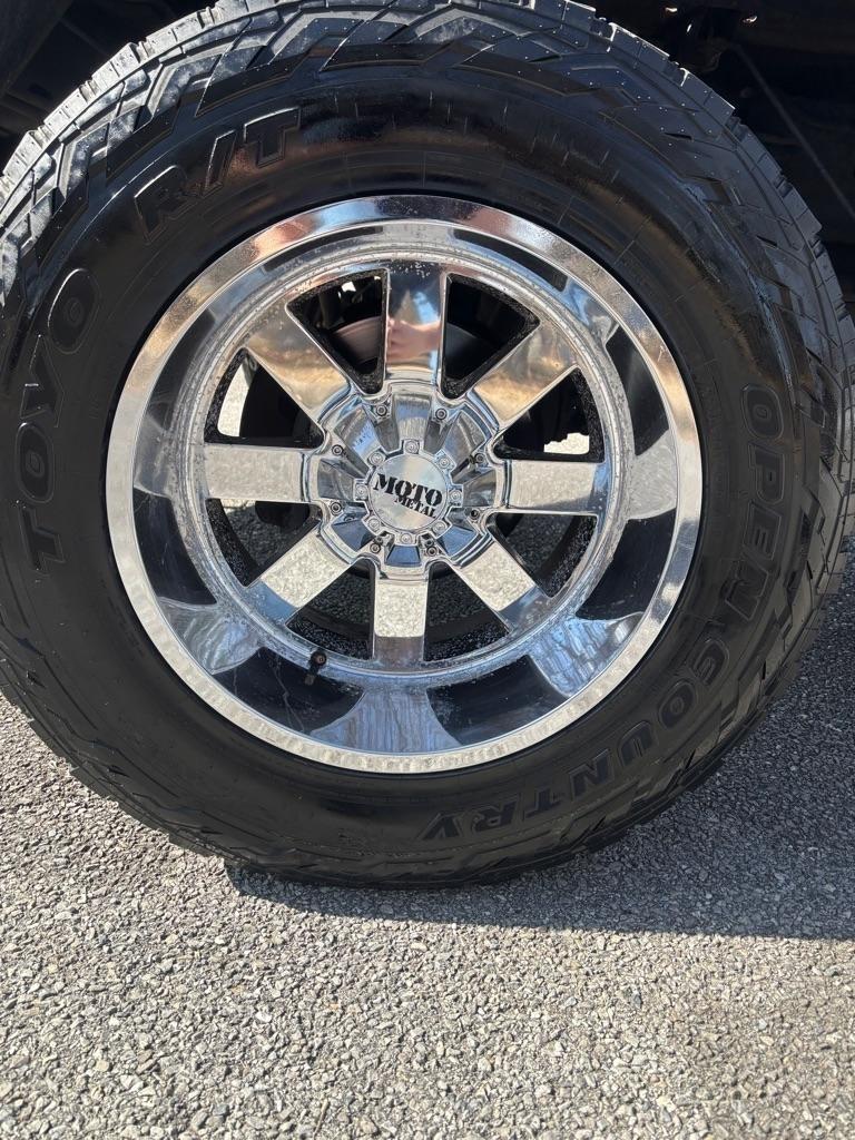 Ford F-350 SD XL Crew Cab 4WD 2011