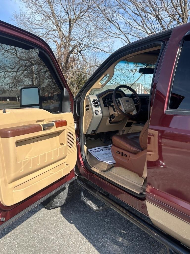 Ford F-350 SD XL Crew Cab 4WD 2011