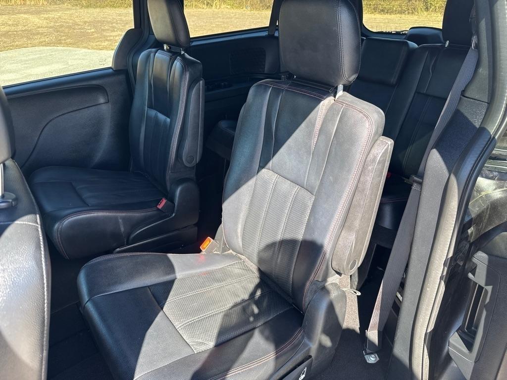 Dodge Grand Caravan R/T 2016