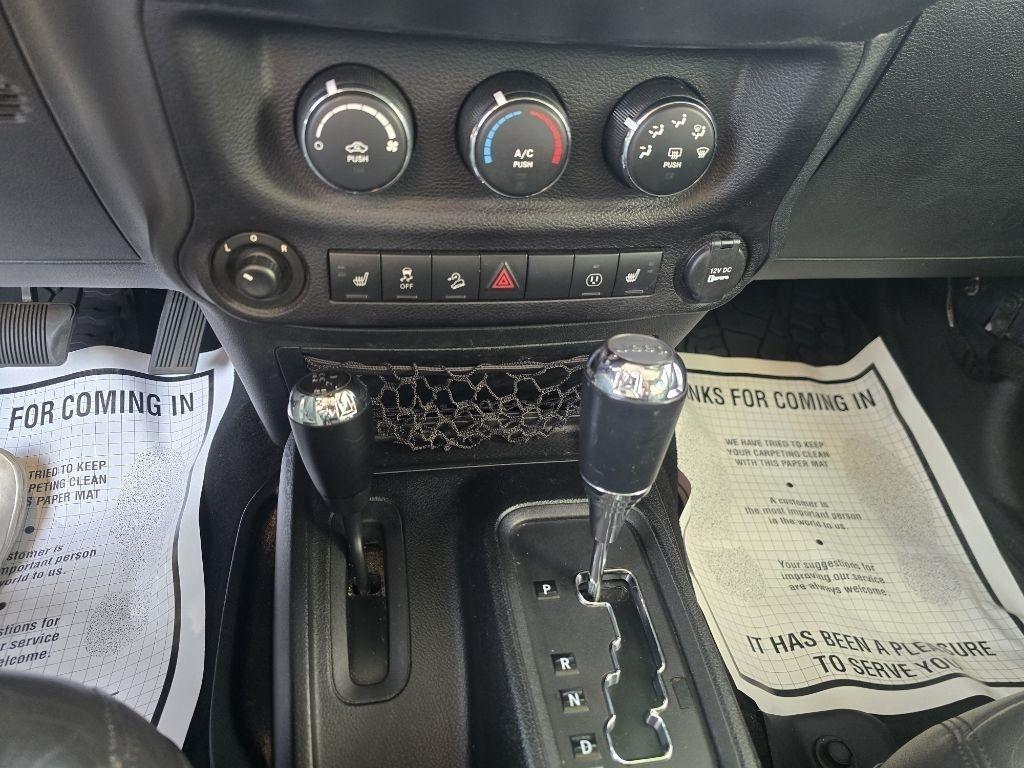 Jeep Wrangler Unlimited Unlimited Sahara 4WD 2016